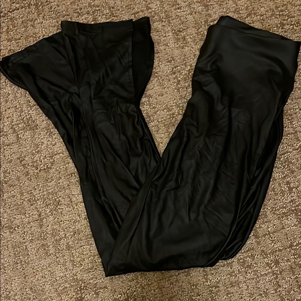 Sleek Black Leggings